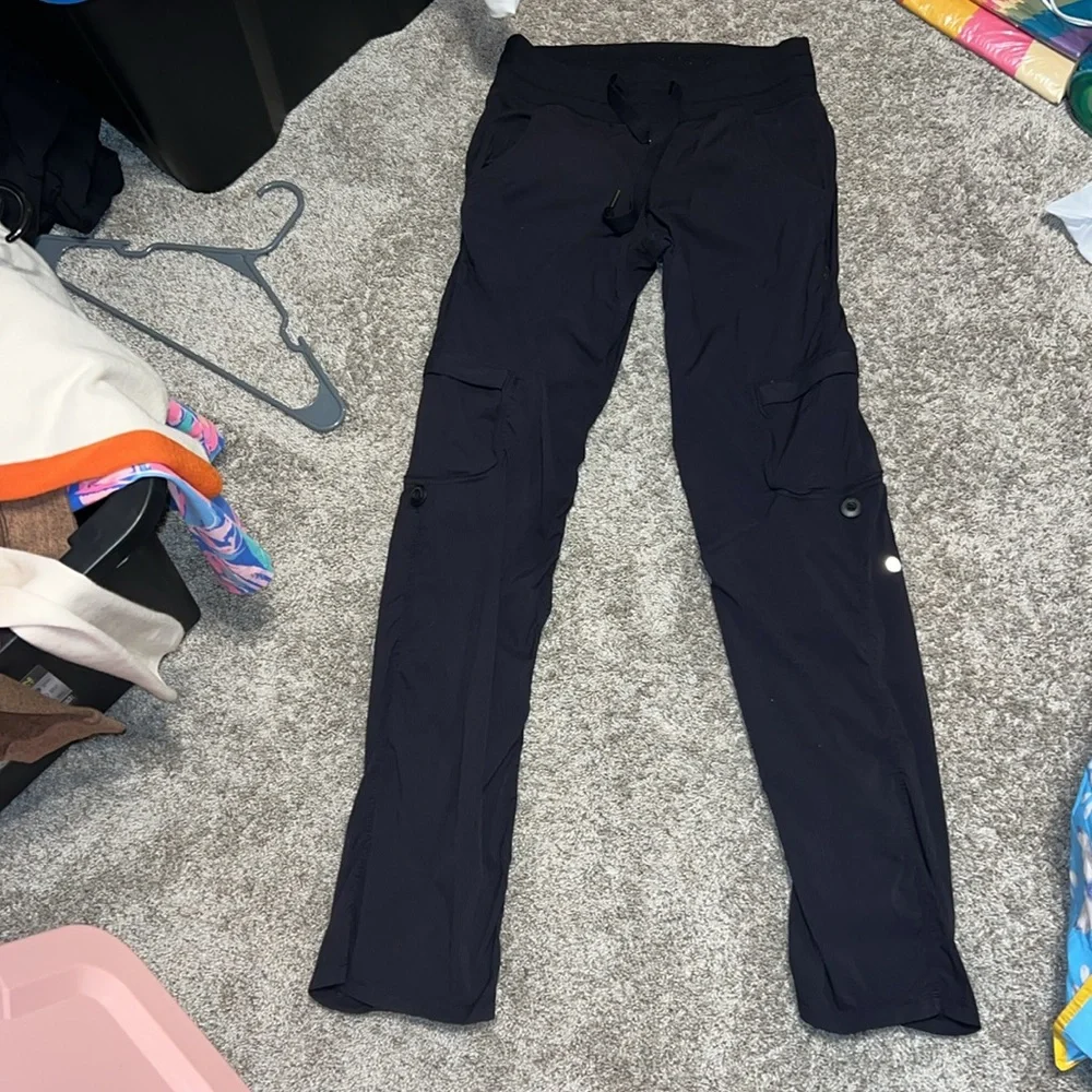 Lululemon Yoga Camp Pant Black Size 4? RARE - Picture 2 of 12